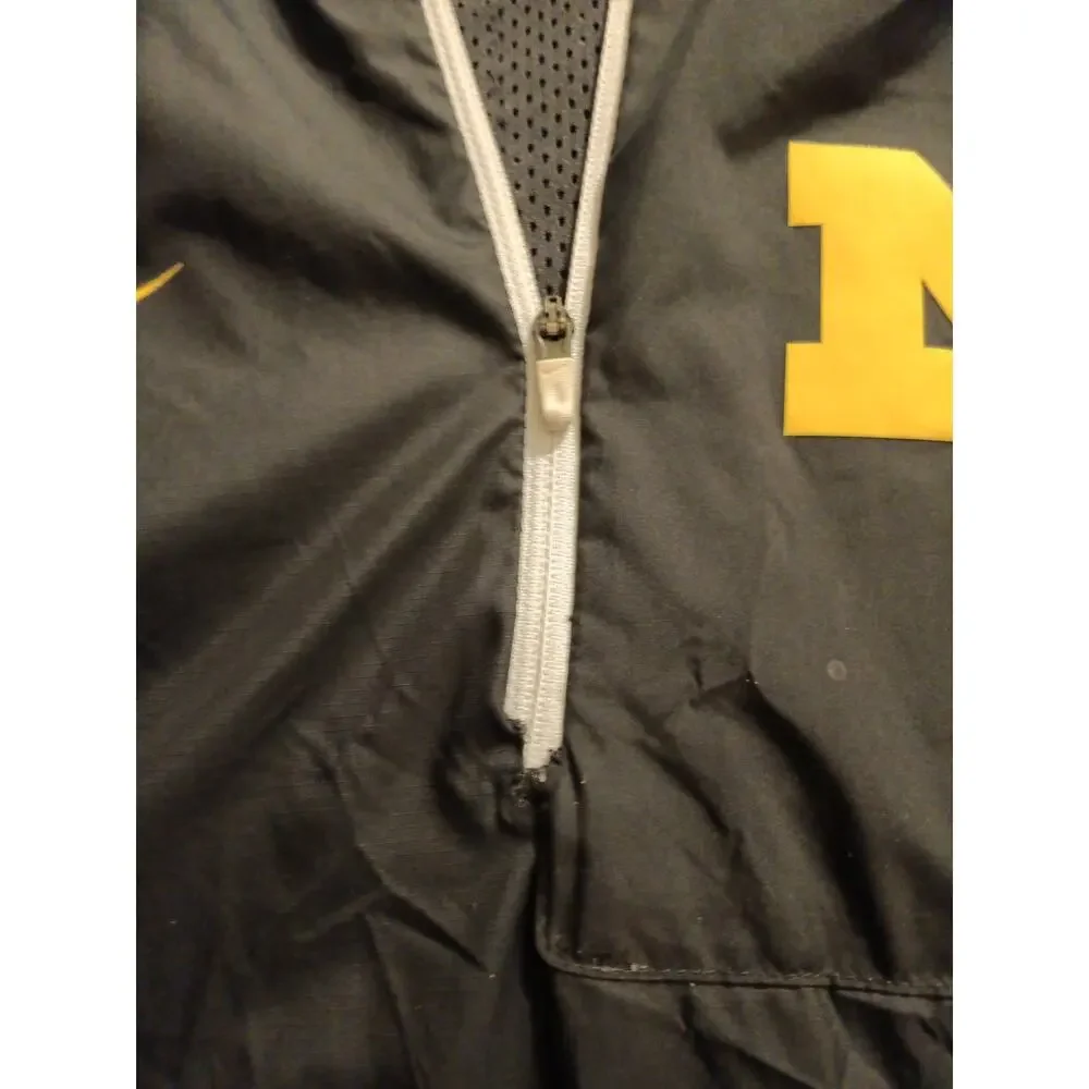 Nike Michigan Wolverines 1/4 Zip Windbreaker Jacket Mens Medium